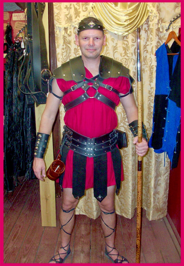 Rev's Armour Werx Custom Leather Roman Pauldrons